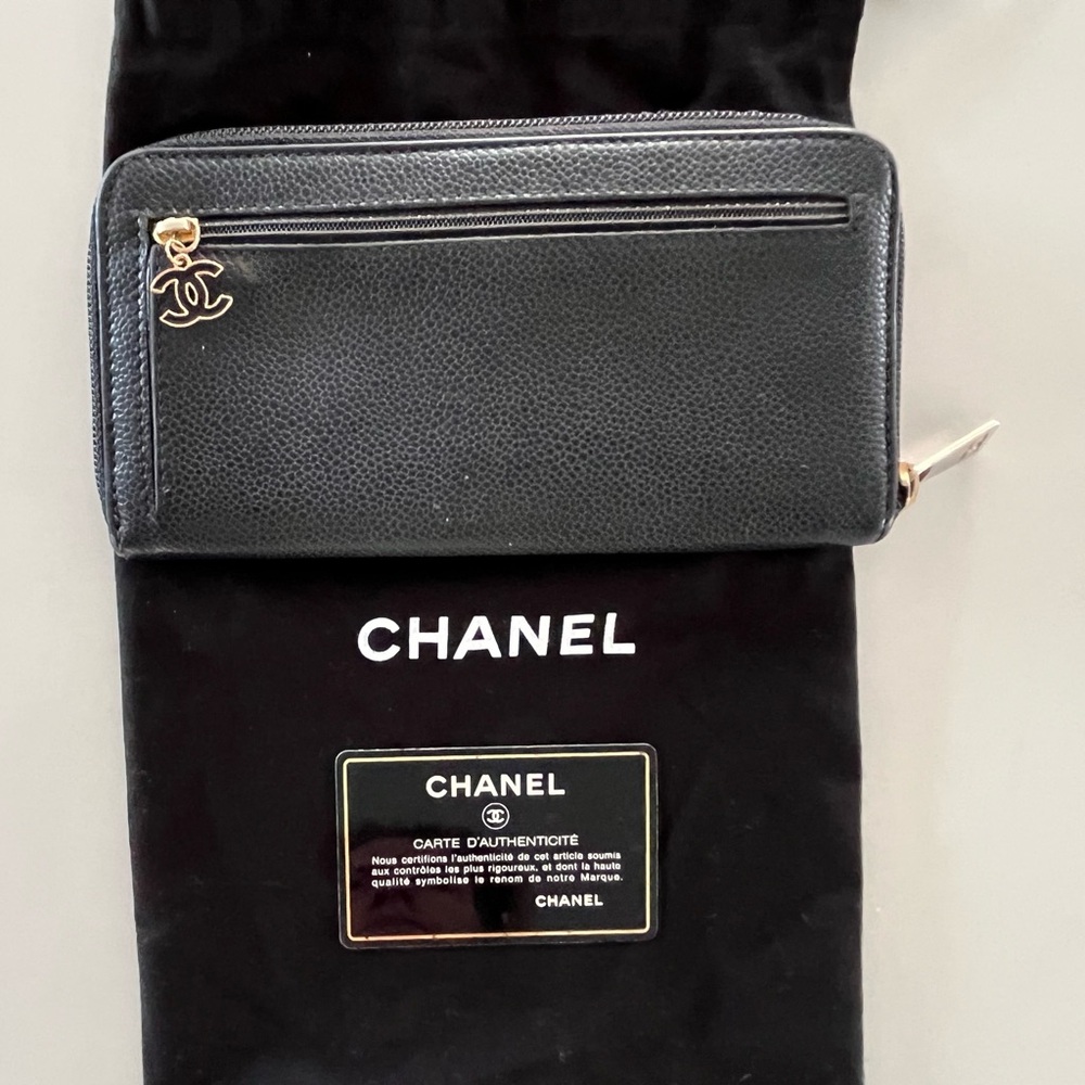 CHANEL Caviar Leather Black Timeless CC Zippy Long Wallet Organizer - Picture 4 of 14